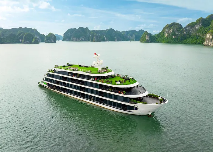 Era Cruise Lan Ha Bay  Ha Long
