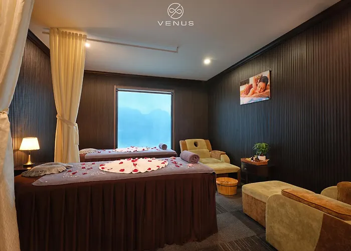 Era Cruise Lan Ha Bay  Hạ Long