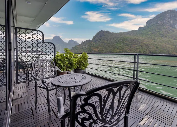 Era Cruise Lan Ha Bay  Hạ Long